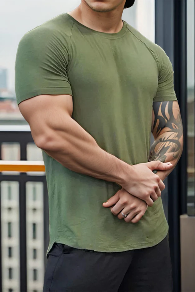 WORKOUT AND FITNESS TEE